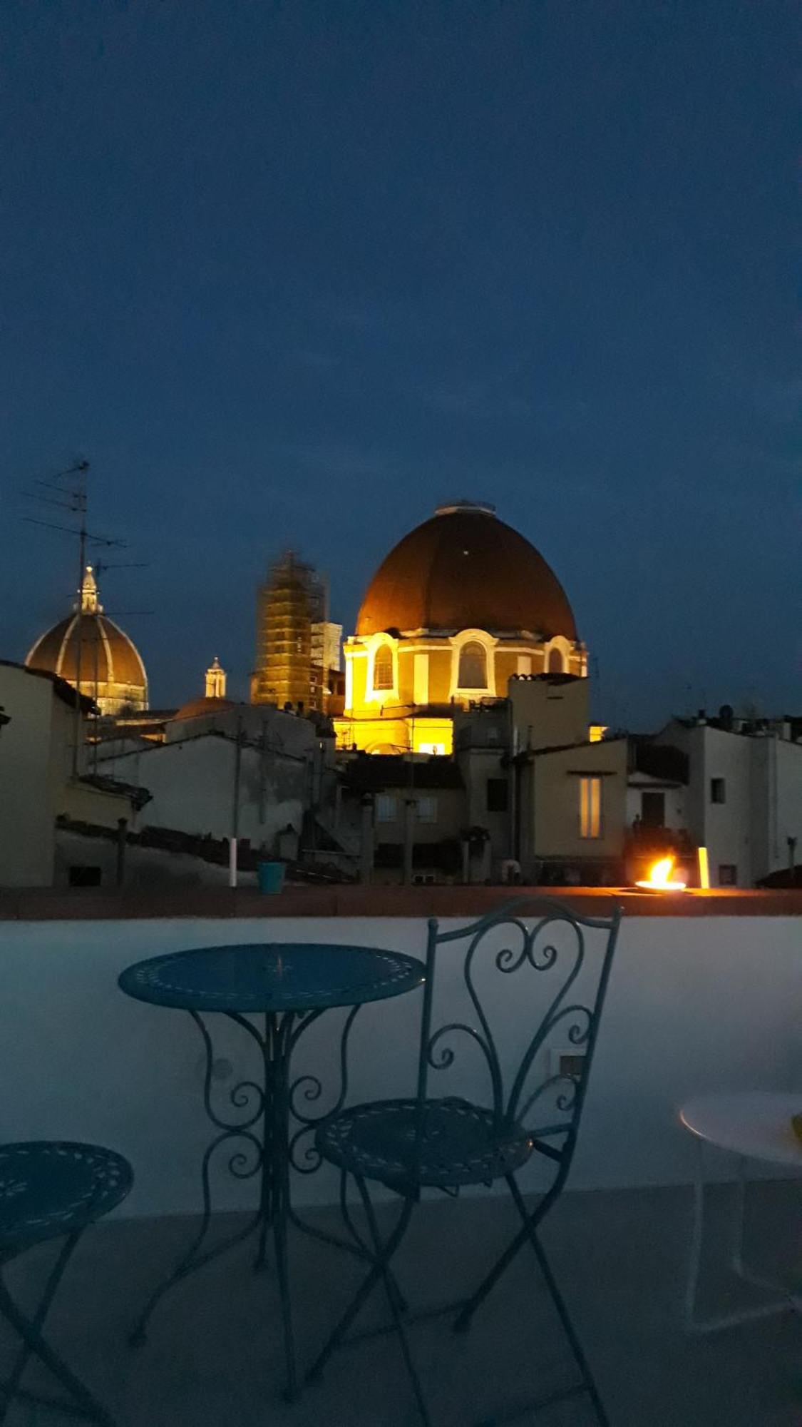 The Florence Dream Terrace - Elena Grey Room photo
